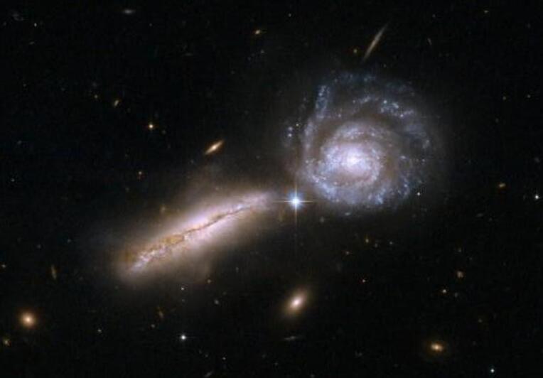 ϵŮϵĺϲѾʼˣ ̫ϵ˻Σ
