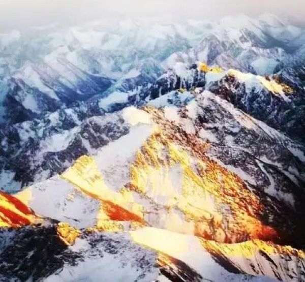 749 �ַ�������ѩ���ؾ������˻����½�ɫ���ݣ���˵ͨ��ͨ��������